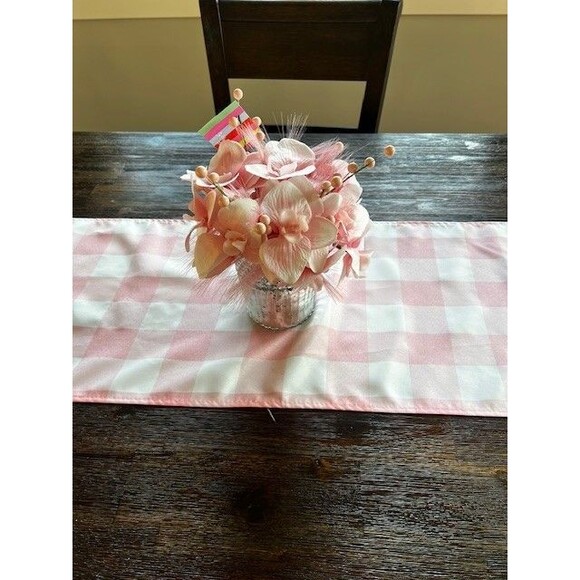 Pink and White Buffalo Checked Gingham Waterproof Table Runner 14x108 Set of 3 - Picture 4 of 9